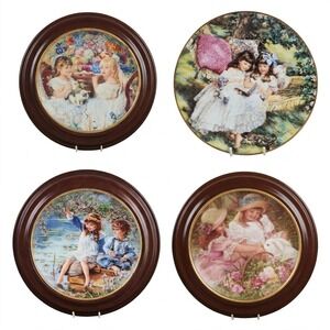 Reco Sandra Kuck‎ Hearts & Flowers Plates Set 4 Wood Framed Hygan & Smythe